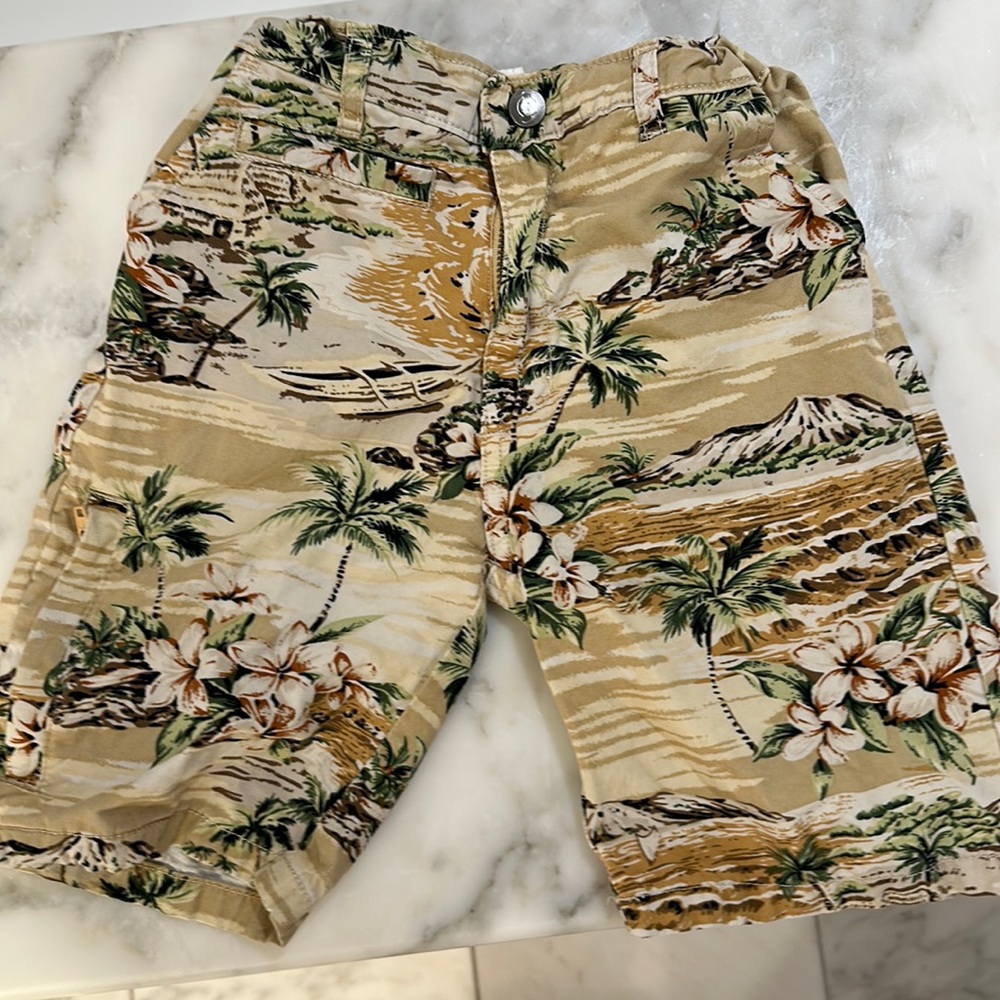 Boys tropical Appaman size 7 shorts with adjustable waist